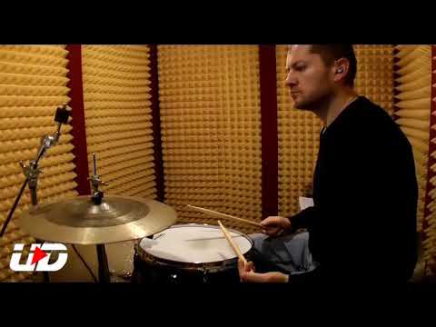 11 Esercizi di coordinazione tra cassa, rullante e charlie