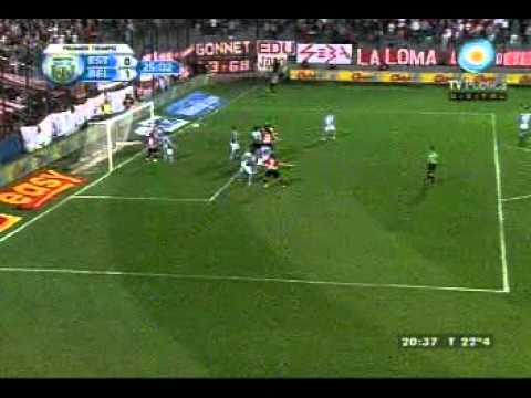 Penal Atajado por Olave a Fernandez (Belgrano-Estudiantes 25/9/2011)