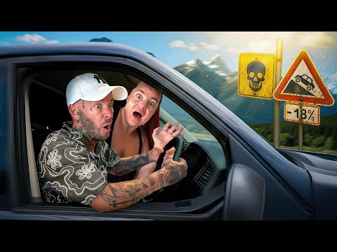 JOCKE HÅLLER PÅ ATT KROCKA