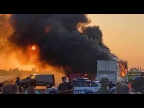 Rapina al portavalori in autostrada: Modena, inferno in A1