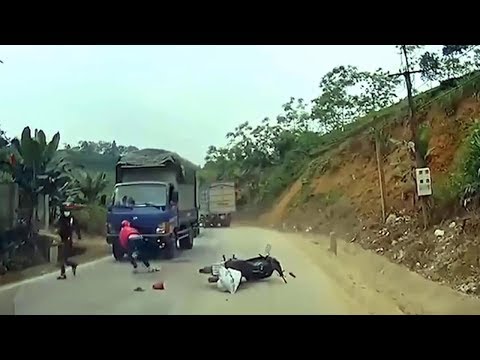 Ultimate North American Car Driving Fails Compilation-Funny Videos Fail Compilation Car Crashes#Q