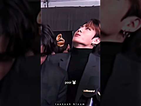 Did Taehyung do that on purpose 😳⁉️ He's so naughty 🤣 Poor Jungkook #shorts #taekook