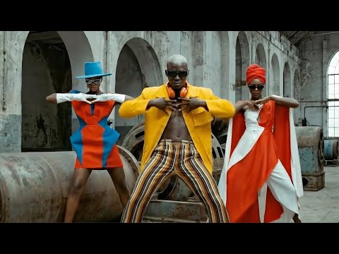 Surreal AI Dance: Neo-Color Groove