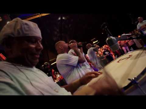 Thiaguinho  Da Pele Preta Clipe Oficial DVD VamoQVamo