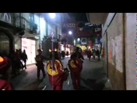 Carnevale di Ivrea 2012 - Sfilata Tamburini Diavoli Aranceri - Sabato.avi