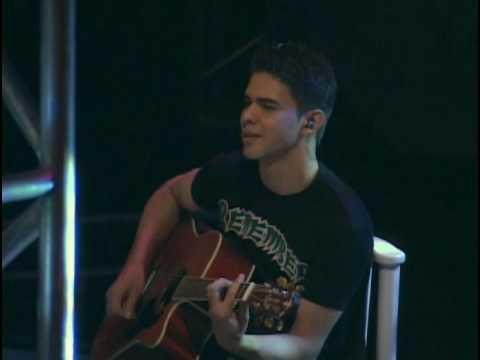 Traços - Valéria Costa