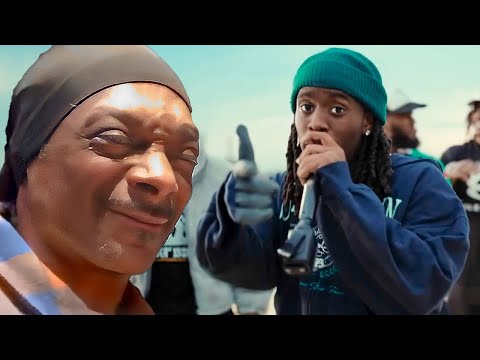 Snoop Dogg Rates The AMP Cypher...