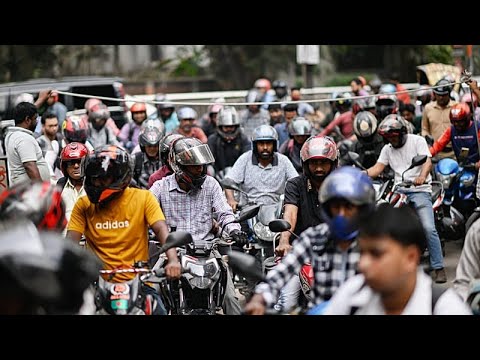 Video Thumbnail: Angst vor Engpässen: Lange Schlangen an Bangladeschs Tankstellen