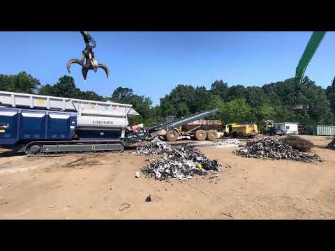 Lindner 95DK Shredder, Shredding Aluminum Van Trailers