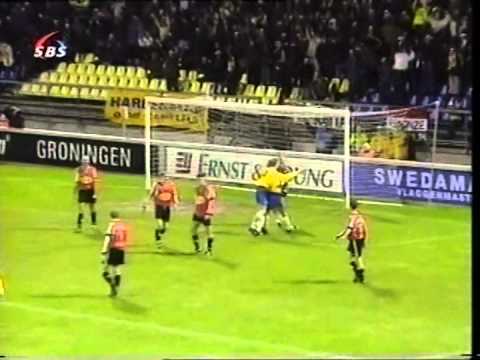 21-12-2001 Cambuur - Helmond Sport: 2-1