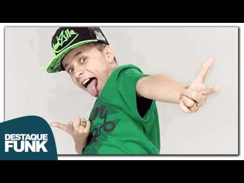 MC Livinho, MC Pedrinho e MC Delano - Putaria pras