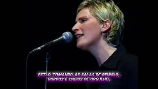 CHUMBAWAMBA - THE DAY THE NAZI DIED - LEGENDADO EM PORTUGUÊS