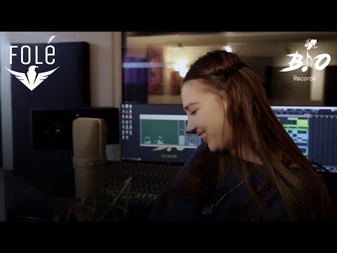 Vojsava Alia & Vani Rushiti - Trendafil Me Dyzete Flete