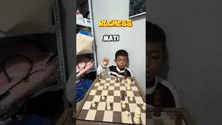 Download lagu Bocah ini gak butuh Queen untuk main!! #shorts #rlchess #chess #catur #bocah #viral mp3