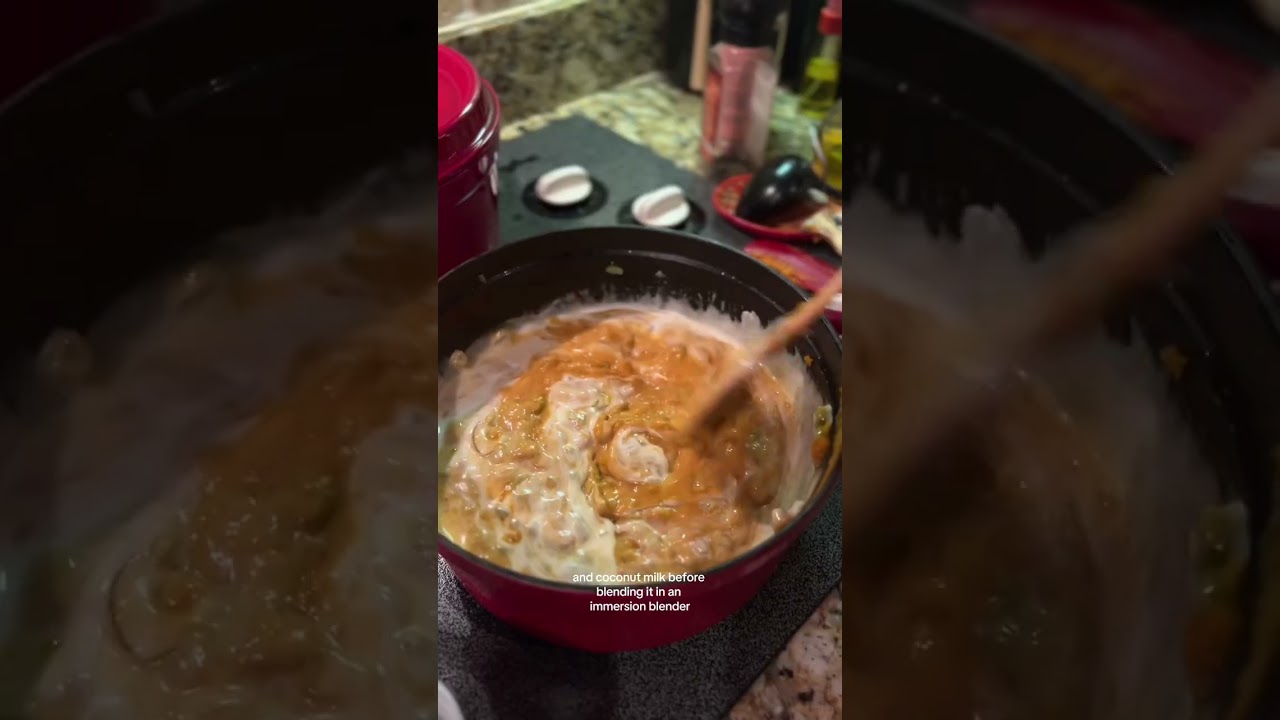 you have to make this for thanksgiving! #pumpkinsoup #thanksgivingrecipe #fallrecipes