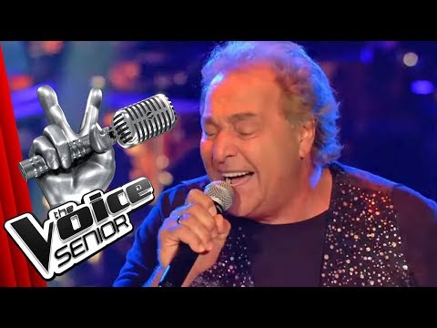 Tom Jones - It's Not Unusual (Matteo Comis) | The Voice Senior | Sing-Offs | SAT.1