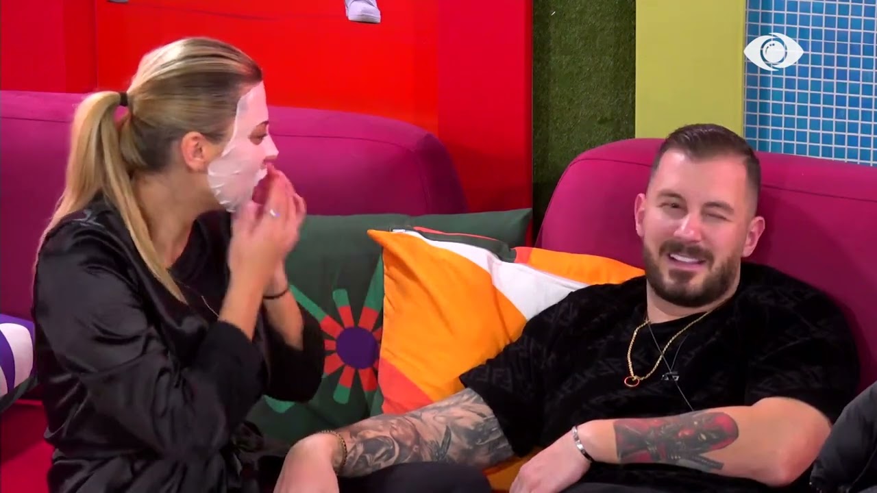 “Duhet të rritesh pak”/ Rike-Meritonit: Ndryshon dashuria shoqërore që kam ndaj teje