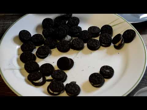 OREO Mini Chocolate Sandwich Cookie Go Packs Food Review