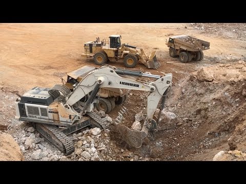 Huge Liebherr 984 Excavator And Caterpillar 992G Loading Dumpers - Sotiriadis/Labrianidis