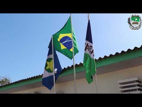 ORGULHO CÍVICO: Bandeiras do Brasil, Mato Grosso e Itaúba são hasteadas em prédios públicos