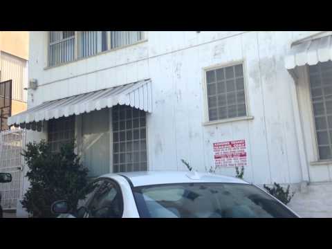 the actual address for the Motley Crue apartment is 1140 clark