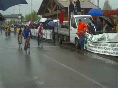 3 prova criterium Lecco.wmv