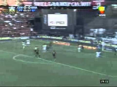 Gol de Gimnasia: PT 6' Neira.