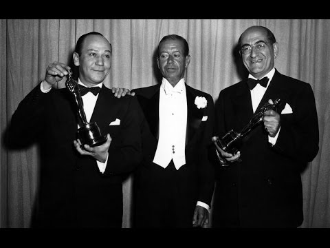 Cole Porter presents Music Oscars® in 1950