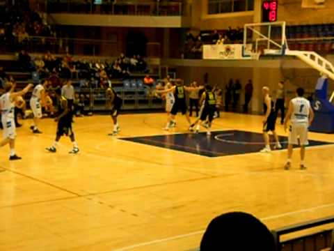 CSM Oradea - Pitesti 68 66 Reusita Maric + Presiune pe adversari