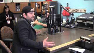 Lee Brice Talks About the Girls in College