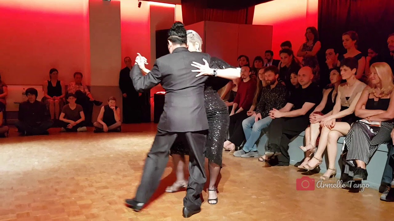Video thumbnail for Oscar Beltran & Victoria Laverde ❤ Hasta Siempre Amor (J. D'Arienzo Y..) @ Paris - Milonga El Garrón