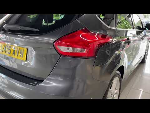 Ford Focus 1.5 TDCi Zetec (s/s) 5dr  2015 (15) 59,160 miles Diesel Manual Grey