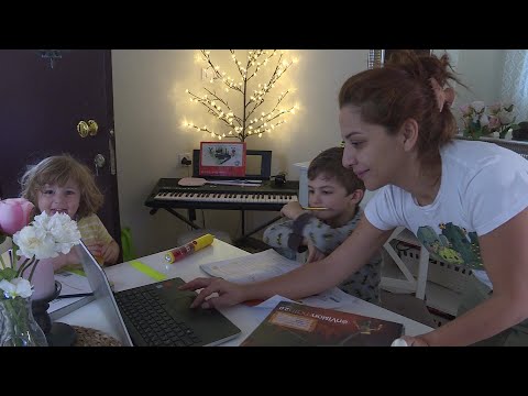 Video Thumbnail: Arab schoolkids turn on their electronic devices for lessons at home | AFP