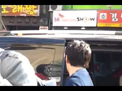 [WookMin FANCAM] 120227 Outside MTV Studio C - Ryeowook & Sungmin (SUPER JUNIOR)