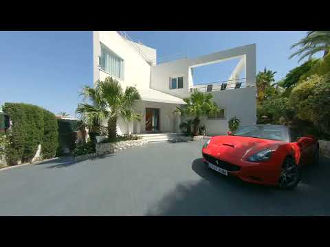 Impressive luxury villa with sea views nestled in El Herrojo, La Quinta, Benahavís - BHHS0975