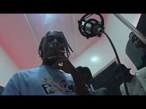 Bella Shmurda spits fire 🔥 on mic with rexxie . Coming soon