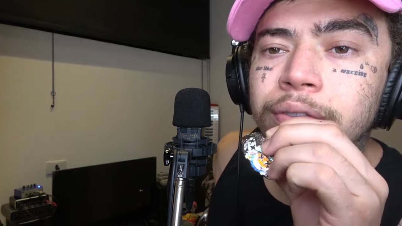 48 VOZES MEDIANAMENTE BOAS EM UM CARA