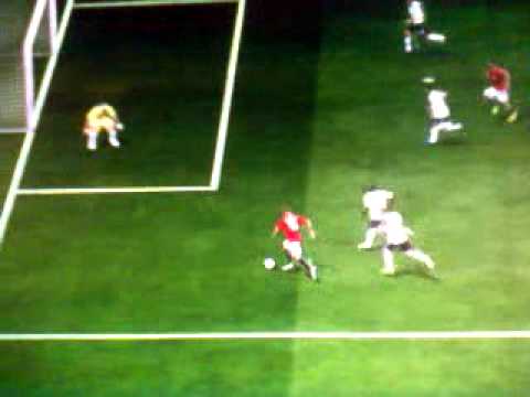 Primo gol Pettinari con la maglia della Roma