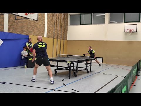 Bezirksliga Düsseldorf - zu Gast beim TSV Meerbusch - Rainer Kopittke gegen Enrico Jerdes