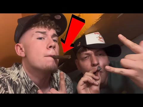 HOTBOX IN THAI RESTAURANT WITH KASIMIR1441!🤣🍃