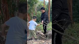 Download lagu Cari Kayu Bakar 🪵🔥 #camping #hutan #forest #aktivitascamping #batamvlog #ayahdananak #jalanjalan mp3