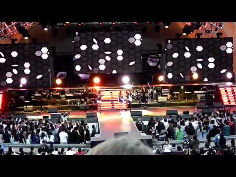 [FANCAM] GNA - Black and White