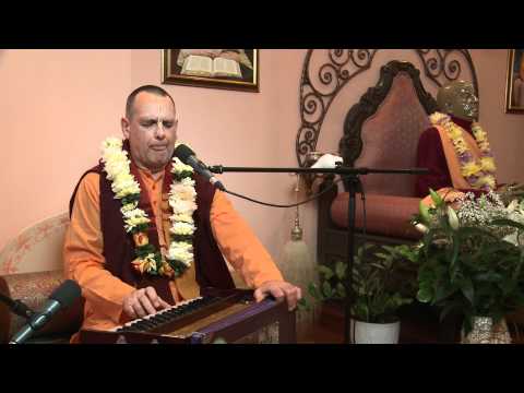 2011.12.31. Kirtan 'New Year Program' HG Dhirasanta Prabhu - ISKCON Riga, LATVIA