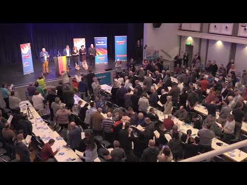 Björn Höcke in Kulmbach.  Nationalhymne mit dem Frankenlied