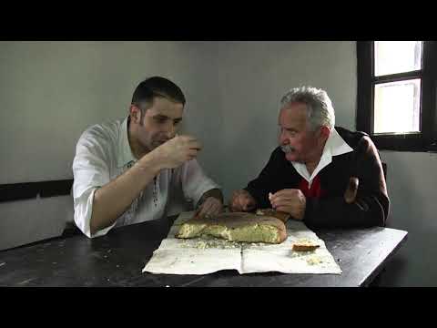 Kuca sa dva ulaza - Razgovori pokraj puta - Obicaji Radjevine - Dobrivoje i Dobrila Pantelic