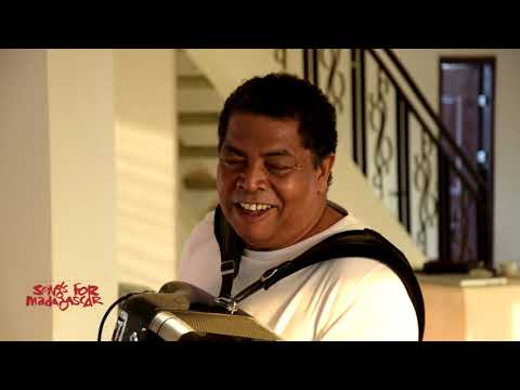 Régis Gizavo - Solo improvisé - Songs for Madagascar