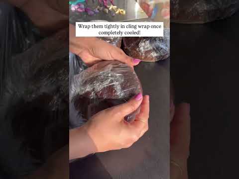 The perfect tip to store your cake sponges!💞