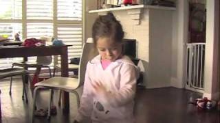 Kayla sings Justine Clarke's Song to Make You Smile