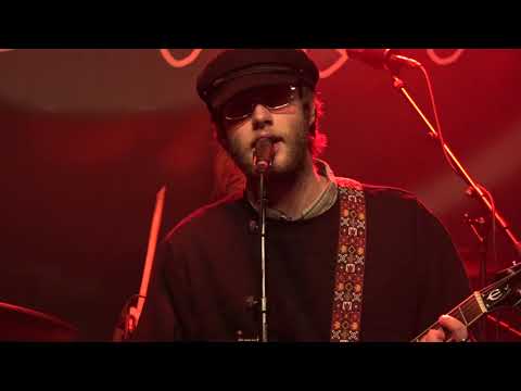 Headfirst Live At Kroepoekfabriek, playing "Amnesia" , "Kooperboy" and others