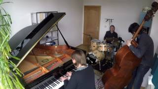 Beuvens-Telzanov-Dehaas plays ELM